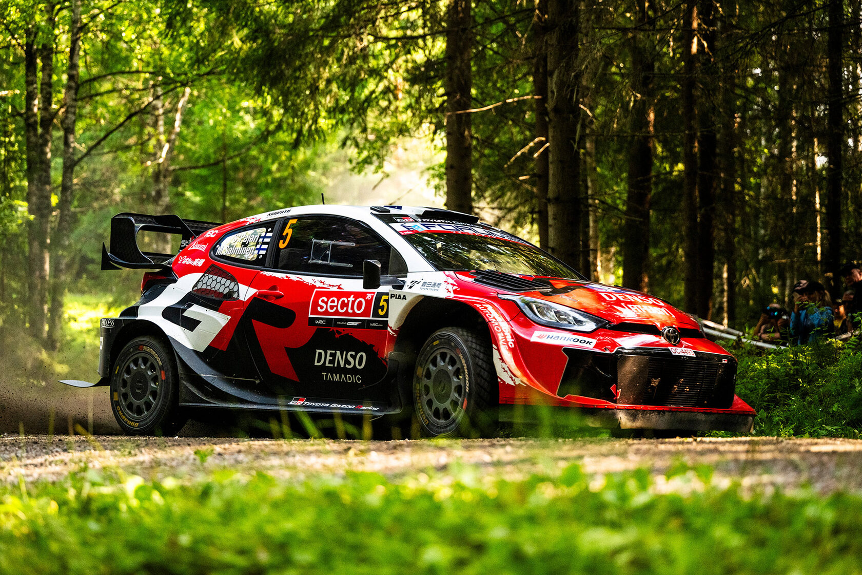 Паяри выиграл ралли Финляндия, одержав вторую подряд победу в WRC