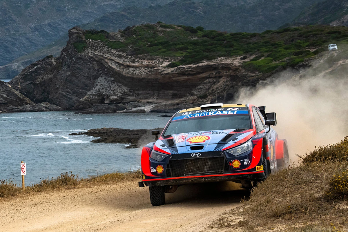 Тянак выиграл на Сардинии, Грязин одержал победу в WRC2 (ВИДЕО)